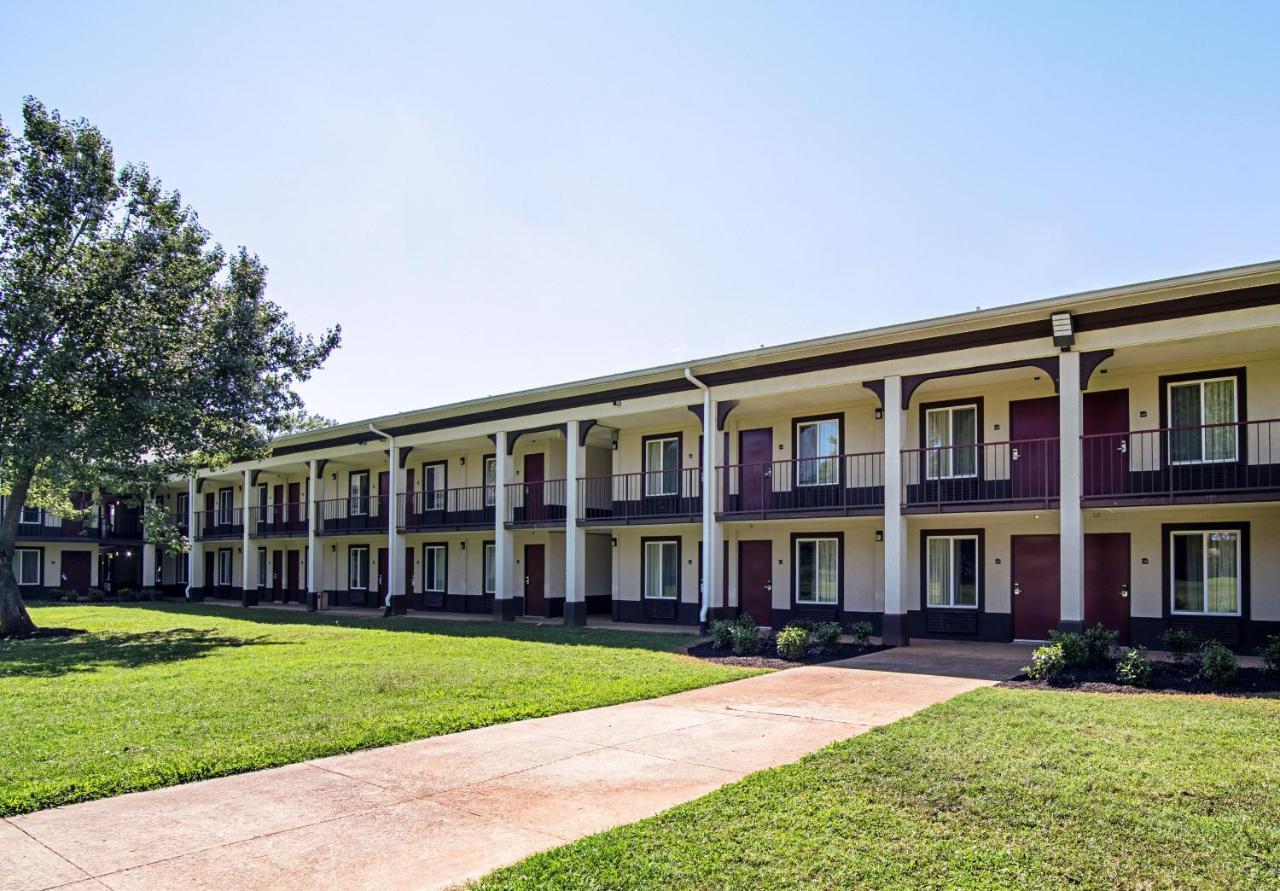 Red Roof Inn & Suites Greenwood, Sc Exterior foto