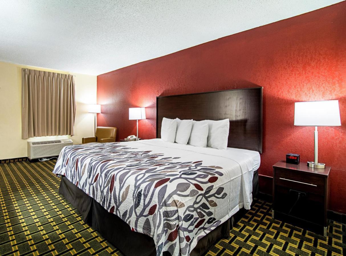 Red Roof Inn & Suites Greenwood, Sc Exterior foto